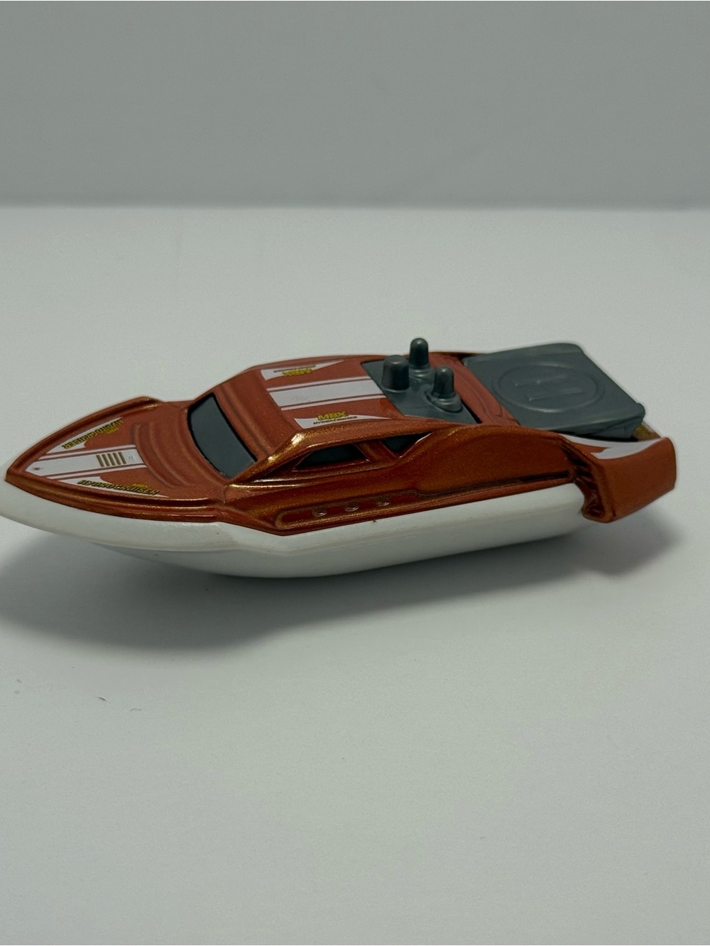 Matchbox 2015 Hydro Cruiser Boat MB1015 Die Cast Toy (TC08)